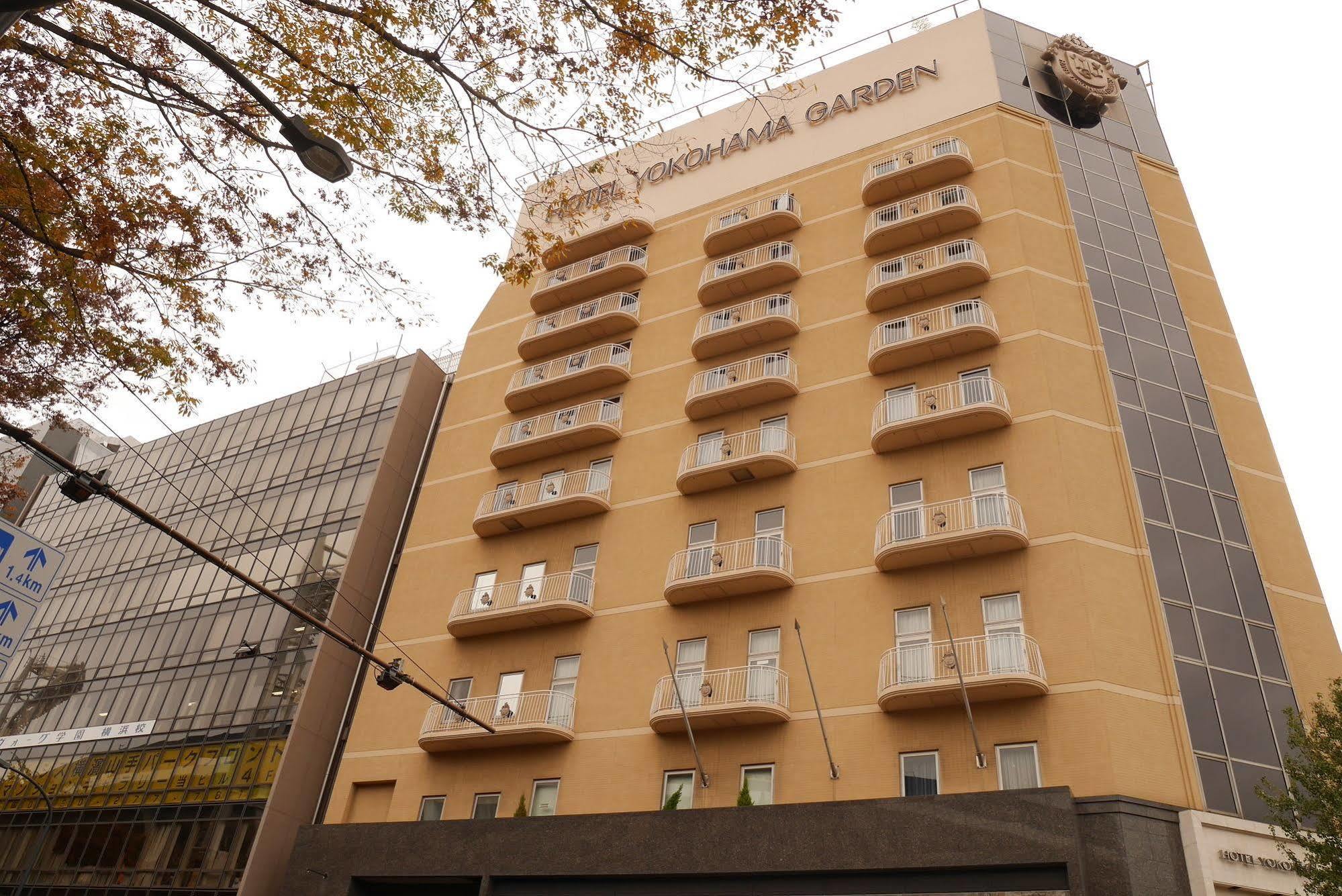 Hotel Yokohama Garden Экстерьер фото