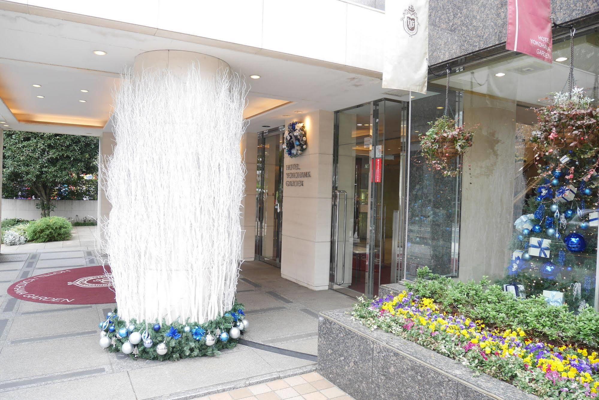 Hotel Yokohama Garden Экстерьер фото